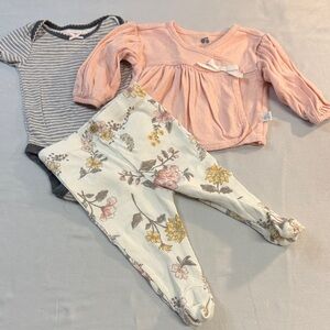 Just Born - 0-3M - Organic Cotton - Pink Top and Floral Pants Baby Set w/ BONUS